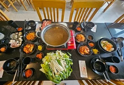 다낭/호이안 5일 5성 NO옵션NO팁 목식당씨푸드 34만원상당옵션포함 쇼핑2회 차밍쇼 야경투어 TW013 DAY 2 여행 사진
